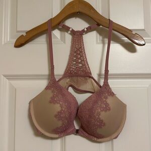 Victoria’s Secret Dream Angels Push Up Lace Halter Back Bra